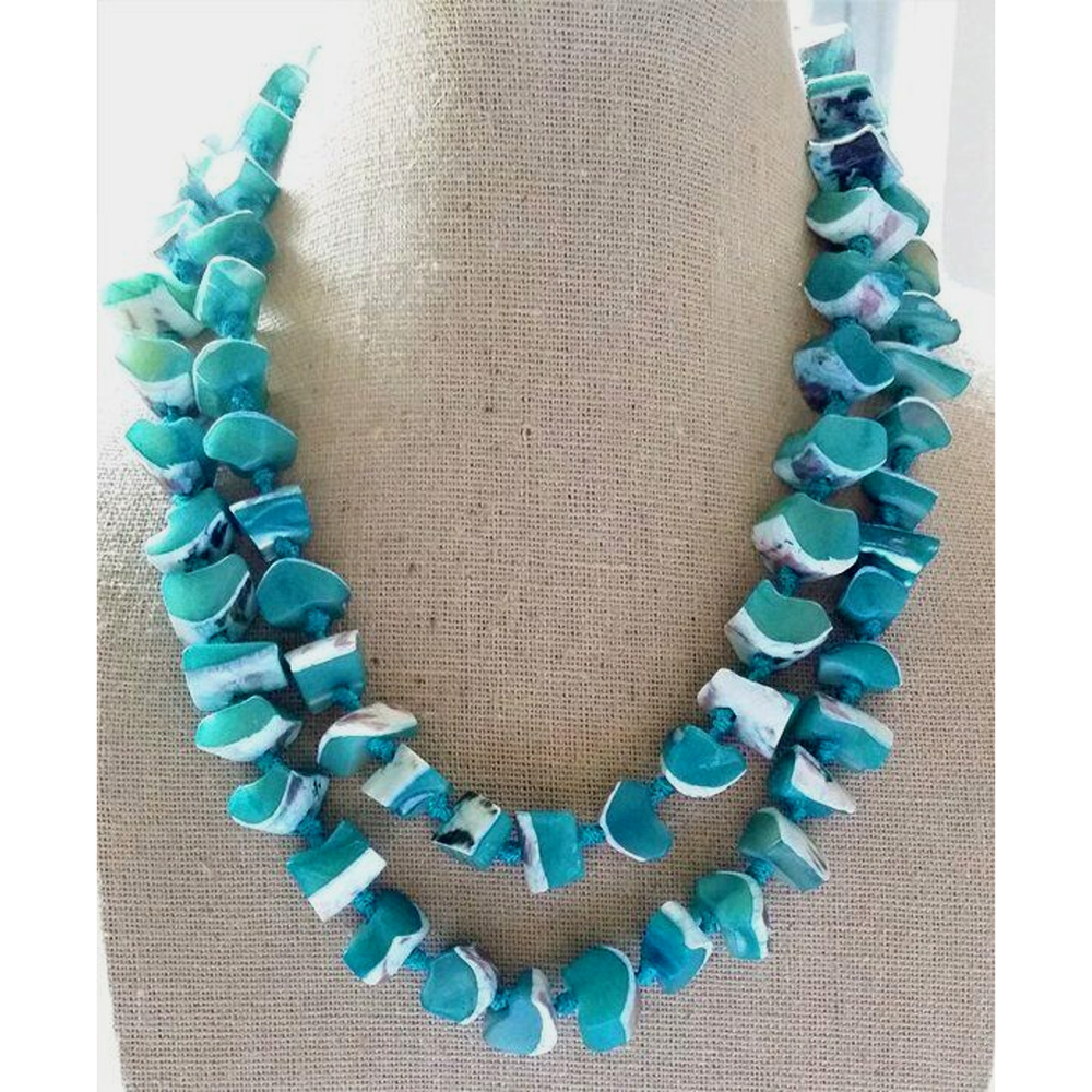 Les Bernard Shell Beaded Necklace Turquoise Blue White Boho Artisan MOP 32" - Picture 2 of 9